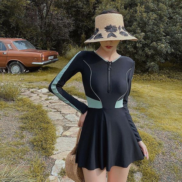 

one-piece suits women's swimwear fused swimsuit female rash guard monokini woman one piece biquini infantil high waist sports covering