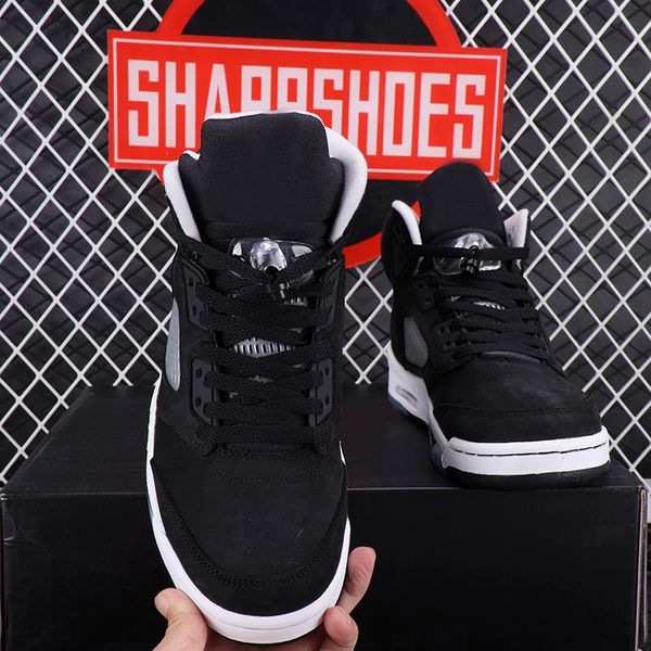

sport sneakers trainers basketball run shoes retro outdoor moonlight shattered backboard raging bull red fire silver tongue white anthracite