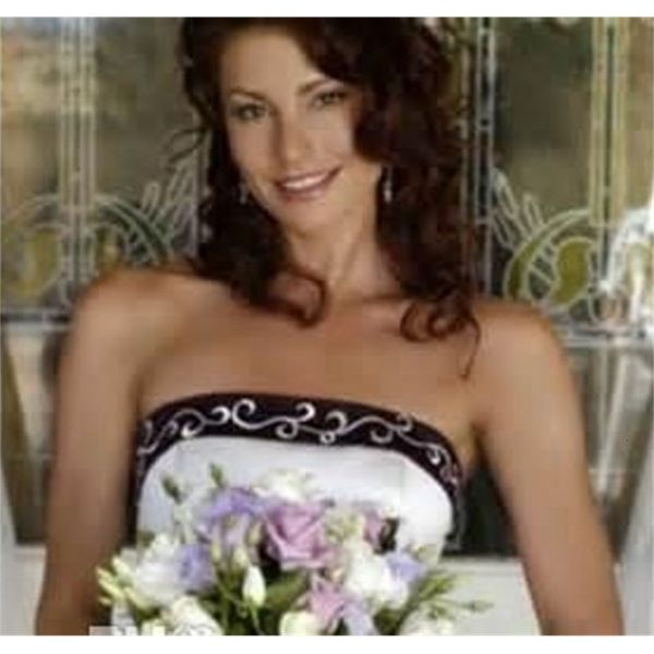 

2021 new white and purple wedding es embroidery vestido de noiva a-line strapless lace up back bridal gowns x55d