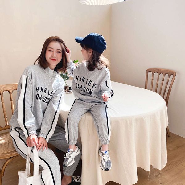 

spring new korean children's mother 2021 daughter sports parent child clothing cartoon letter long sleeve two piece set, Blue