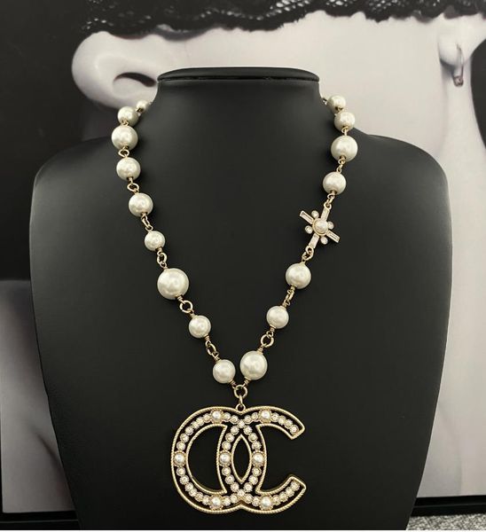 

2021 large and small pearl inlaid cross rhinestone letter pendant necklace, fashionable and versatile wholesale, Silver