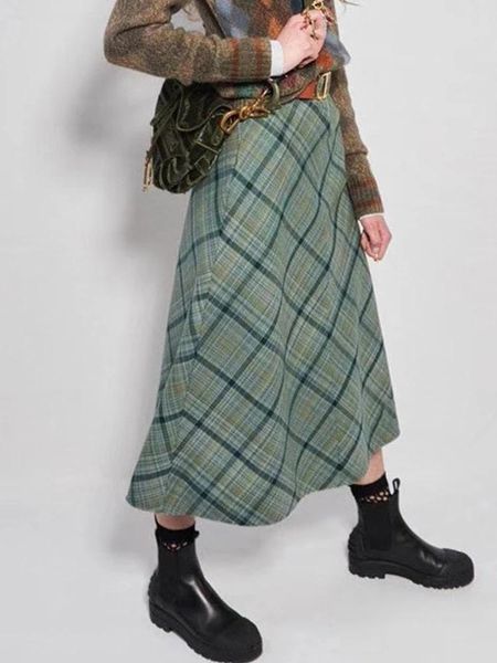 

skirts name winter ladies big velvet plaid high waist pleated skirt 2021 women's fashion party retro elegant swing, Black