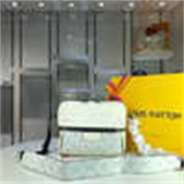 

m43845 iconic cross m30233 m30241 m30243 brand outdoor messenger bag men handbags designer handles shoulder bags totes luxury uxsr body