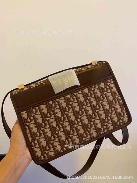 

handbag embroidery mengtian 30montaigne canvas saddle box bbbby tofu bag girl