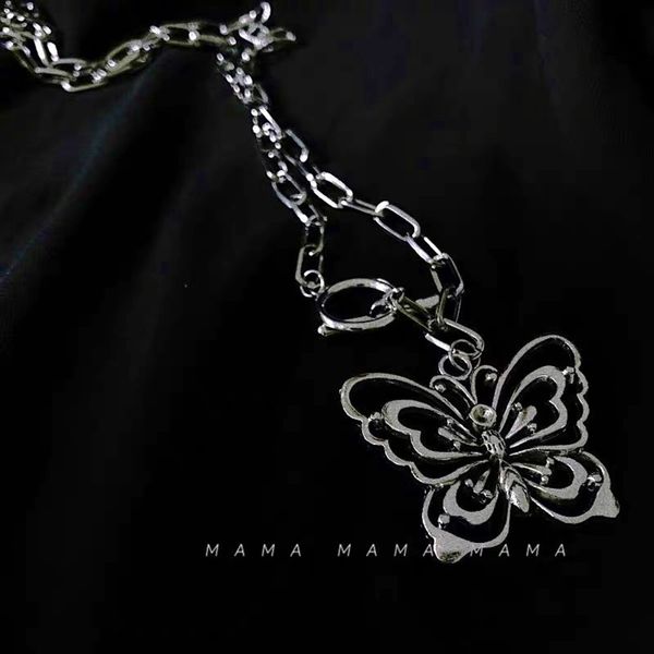 

mama an old girl's dark lorita butterfly necklace jewelry, Silver