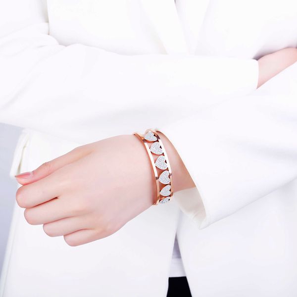 

stainless steel colorful crystal hollow heart bangle bracelet for woman rose gold color valentine's day girl jewelry accessories q0719, Black