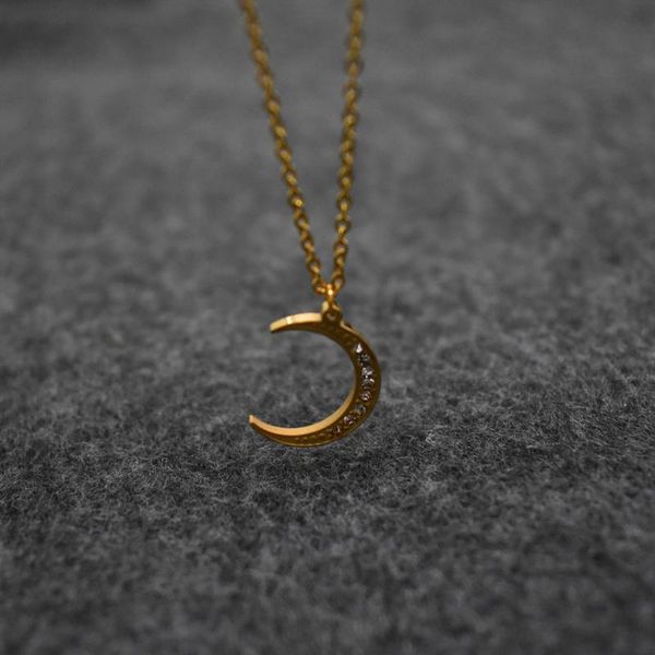 

pendant necklaces fashion simple gold color stainless steel moon charm necklace delicate clavicle chain zircon for women jewelry, Silver