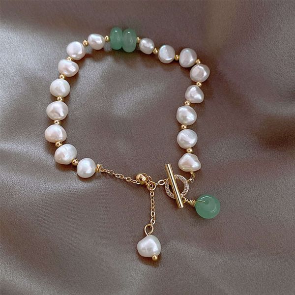 

baroque pearl bracelet freshwater pearl safety clasp emerald, Black