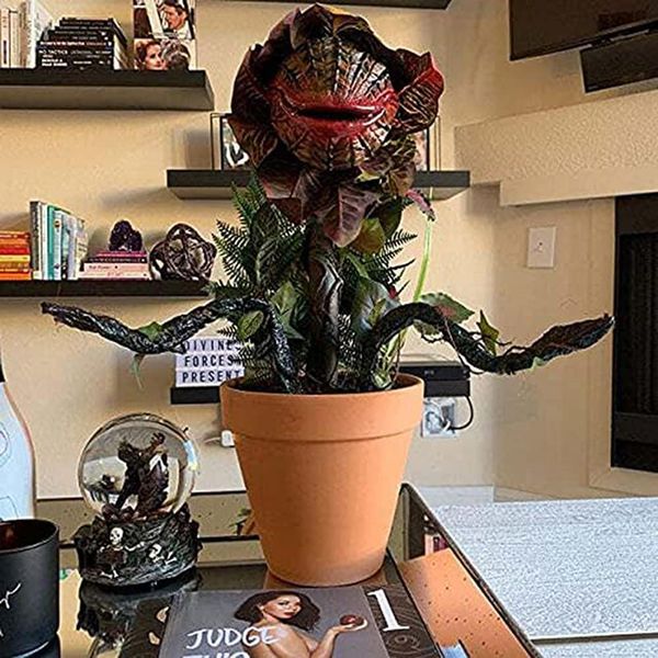 

resin piranha plant statues flower decoration movie prop yard art ornaments garden halloween decoration jardineria home decor