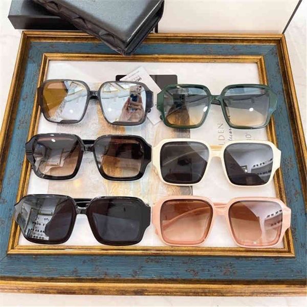 

factory outlet large square plate net red same uv proof korean ch5201, White;black