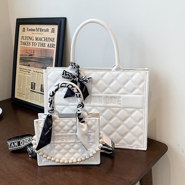 

large capacity 2021 summer new temperament women's fashion foreign style one shoulder hand and messenger bag