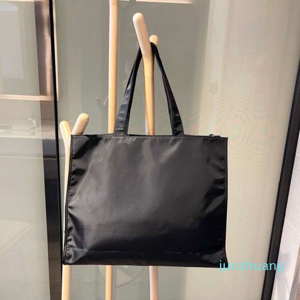 

designer- fashion leather shopping bag luxury ladies designer handbag