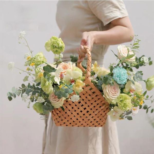

storage baskets hand-woven wood chips single handle portable flower basket fruit picnic