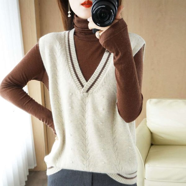 

autumn winter sweater women's raindrop vest sleeveless loose knitted, White