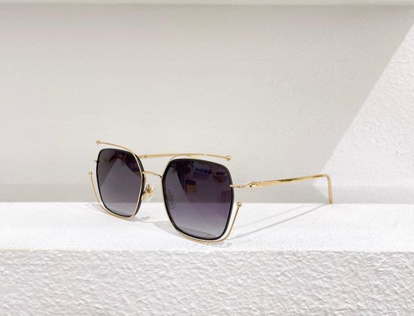 

sunglasses for men and women summer style 81rs anti-ultraviolet retro plate metal full square frame fashion eyeglasses random box, White;black