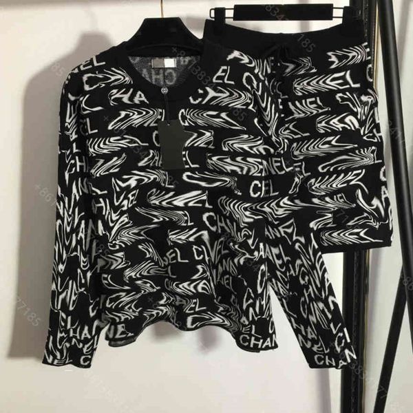 

fashion brand women knit sweater pullover set short hoodies two-piece jacquard designer clothes womens wholesale cc1, White