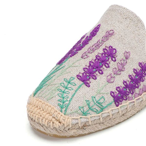 2021 Venda Terlik Mulas Tienda Soludos Espadrilles Chinelos para Cute Sapatos Zapatos Mujer Pantuflas de Fluffy Slides Gato Feminino H0914