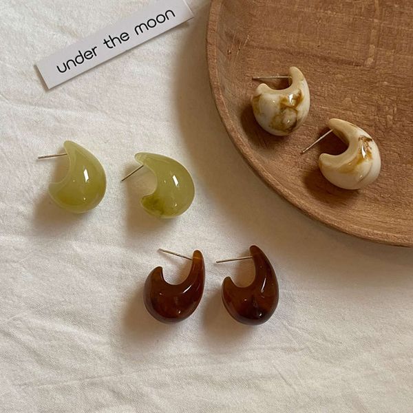 

water resin earrings ivory simple fashion temperament