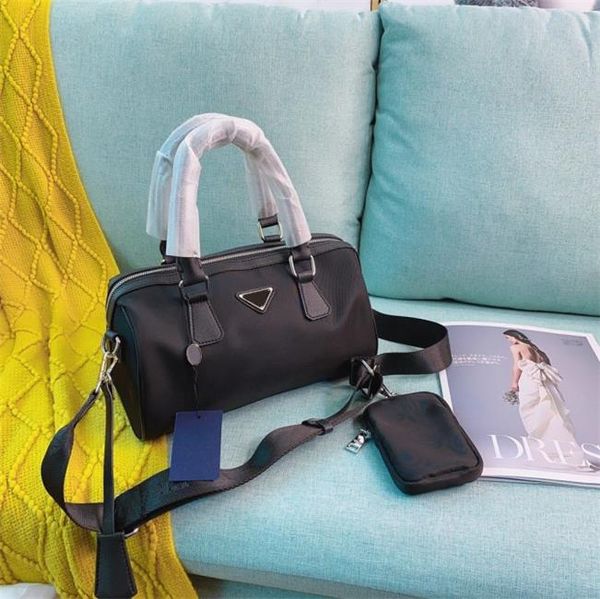 

2020 designer luxury shoulder bag lady pillow women men handbag fashion cfy20042445
