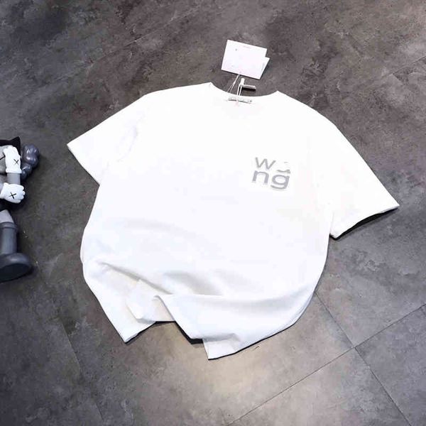 

2022 factory wholesale new white short t-shirt female king letter three dimensional printing round neck casual loose summer half sleeve t-sh