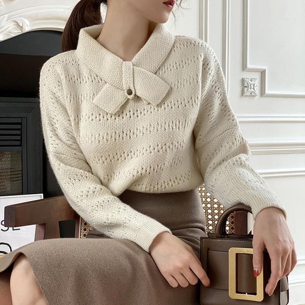 

french counter light chen xiaoying hand woven warm buckle elegant mature women's beige wool sweaters, White;black