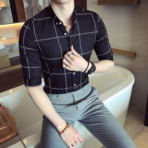 

shirt men's short-sleeved korean trend of self-cultivation summer men's casual plaid shirt handsome five-point sleeve, White;black