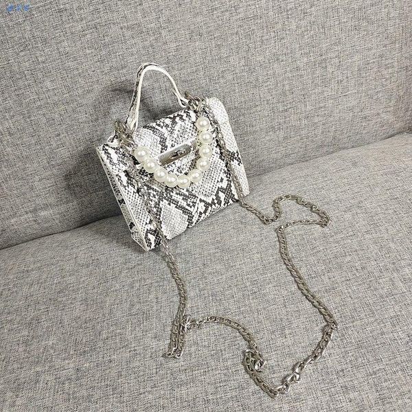 

mini women's 2021 new snake personalized one shoulder messenger pearl bag