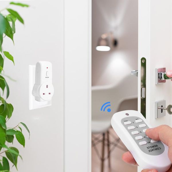 

4pcs uk plug elaborate manufacture prolonged durable 230v 10a wireless remote control light switch remote socket outlet