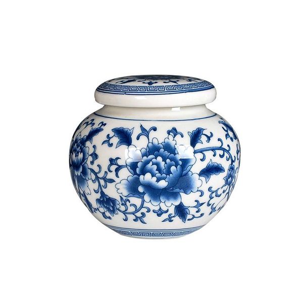 

jingdezhen blue and white ceramic small jar travel mini caddy storage tank