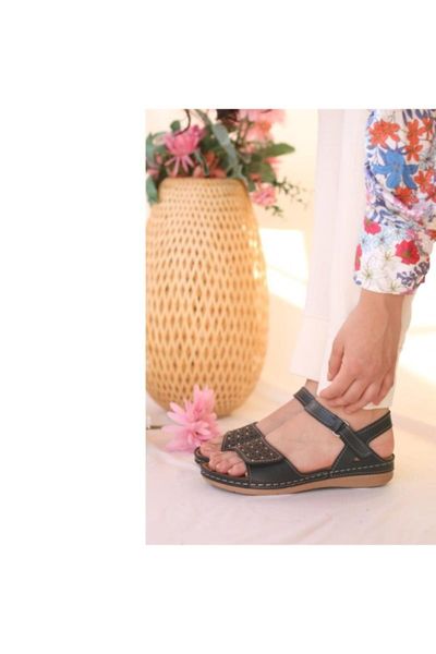 

sandals women's black