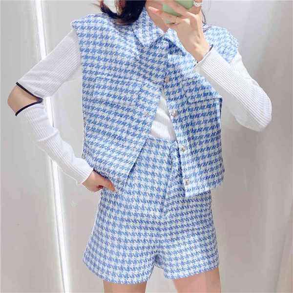 

women's two piece pants small fragrant button-embellished textured waistcoat jacket and shorts 2-piece set gf76, White