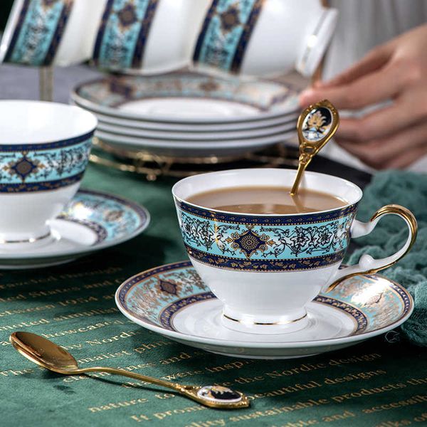 Conjunto Europeu De Alta Qualidade Teacup e Saucer Classic Bone China Café de Café Luxo Royal HH50BD