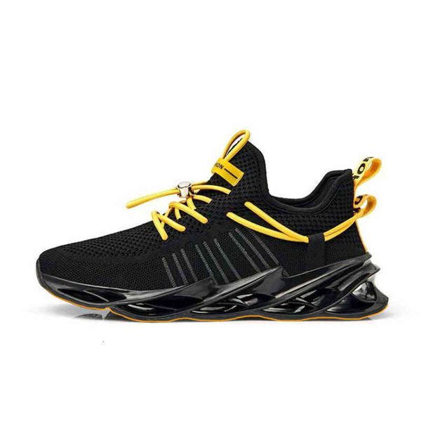

2021 men's shoes autumn and winter casual fashion student running breathable sports flying woven, Black