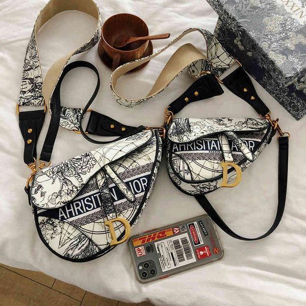 

luxury handbags women's 2021 new single shoulder saddle bag