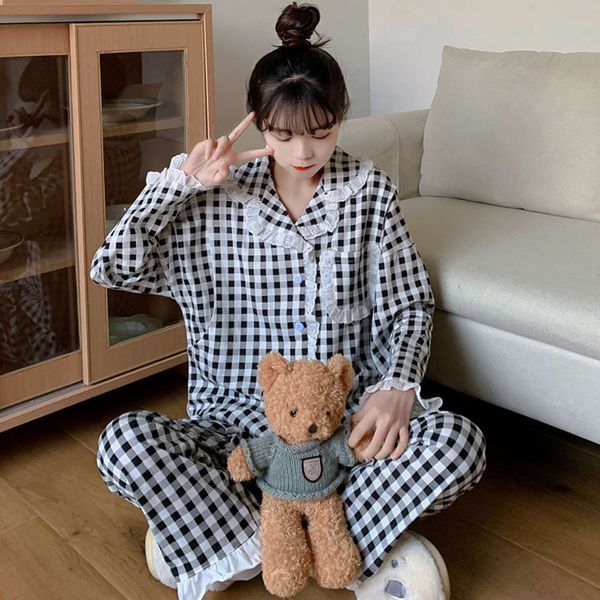 

2021 new combed cotton cardigan pregnant women's delivery service puerperal postpartum plaid nursing dress lace thin feeding pajamas, White