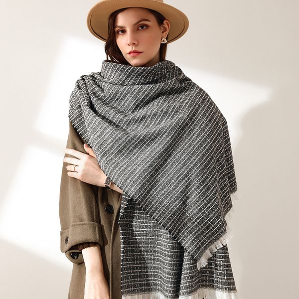 

luxury design women's fresh and sweet winter cashmere like shawl 2021 new light striped plaid fringed scarf, Blue;gray