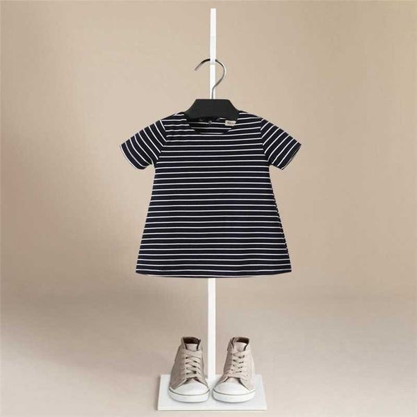 Abito di marca per ragazza 2020 Nuovi abiti per ragazza Nappa Scava fuori Design Abito da principessa Abbigliamento per bambini Abbigliamento estivo per bambini Q0716