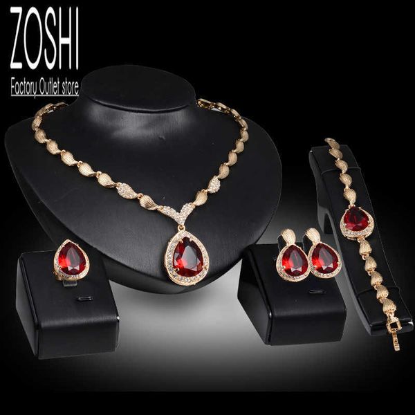 Set di gioielli Bracciale di design di lusso Set da donna Festa di nozze Goccia d'acqua Collana di cristallo rosso Orecchini Anello Oro indiano di alta qualità