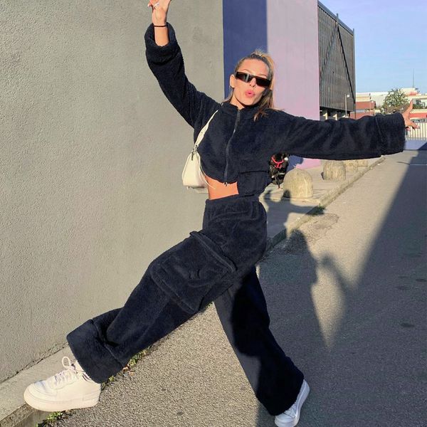 

streetwear fashion fleece plush 2 piece hoodie set women long sleeve jacket multi-bag pants two piece outfits c70azh79, White