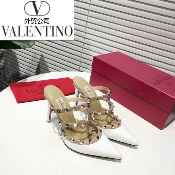 

slides luxury women high heels sandals slippers mules men pumps loafers designer ballerinas sneakers dress shoes xw9w, Black;white