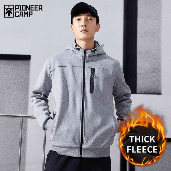 

pioneer camp winter men's ets warm fce thicker windproof hooded coats for male 2020 xlw023068, Black
