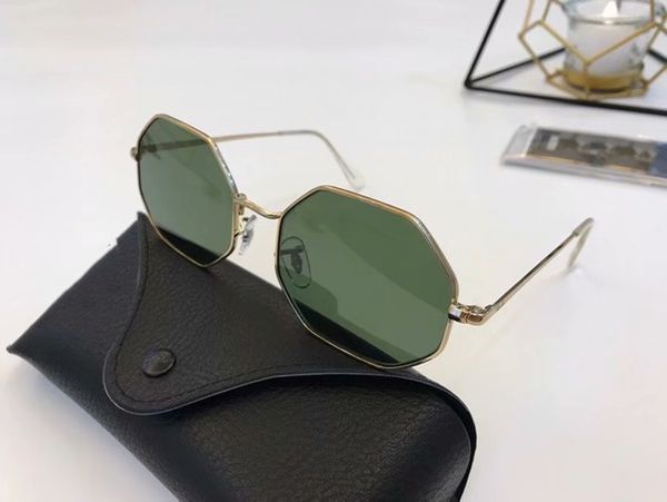 

2021 fashion sunglasses couple sunglasses classic popular designer sunglasses for men women classic square frame glass lens, White;black