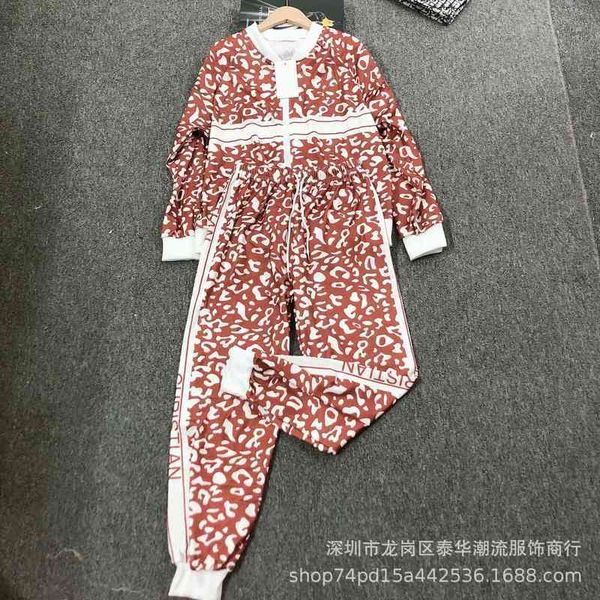 

2022 factory wholesale new autumn d family printed zipper coat harlan trousers casual suit women 3x5f, Gray