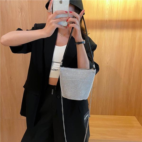 

evening bags korean version of slung shoulder bag chain