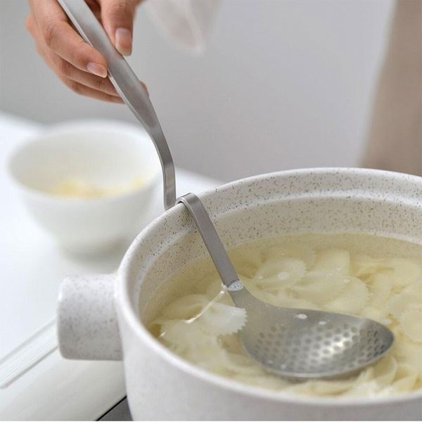 

spoons long handle cooking colander stainless steel wall hanging big skimmer for kitchen ladle strainer tableware serving spoon