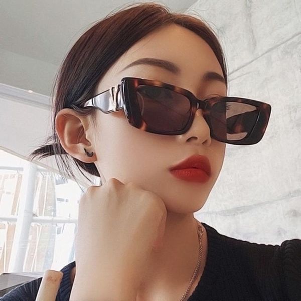 

1pc rectangle sunglasses women classic vintage retro sun glasses fanshion designer small frame eyewear, White;black