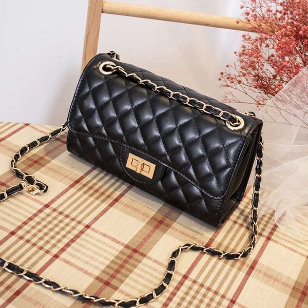 

fashion xiaoxiangfeng lingge chain 2021 new fashion single shoulder messenger korean version simple women's bag