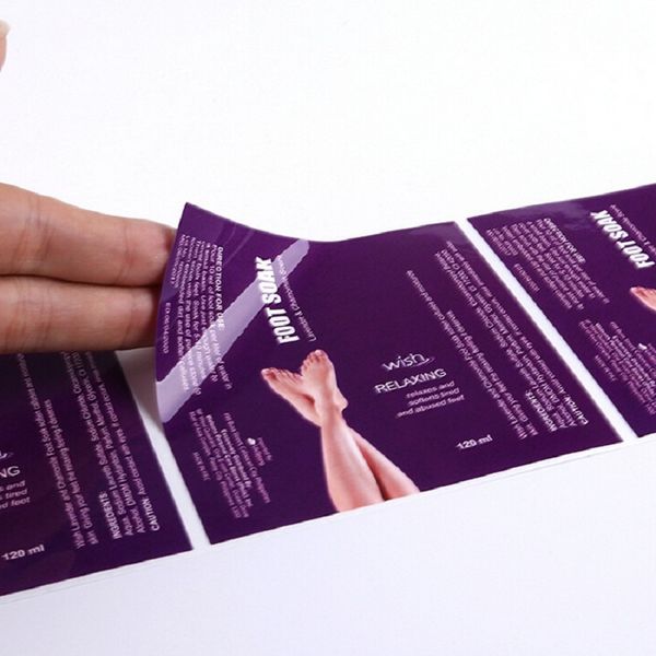 Adesivo adesivo adesivo per stampa a colori con etichetta in rotolo impermeabile stampata personalizzata per il commercio all'ingrosso di pacchi