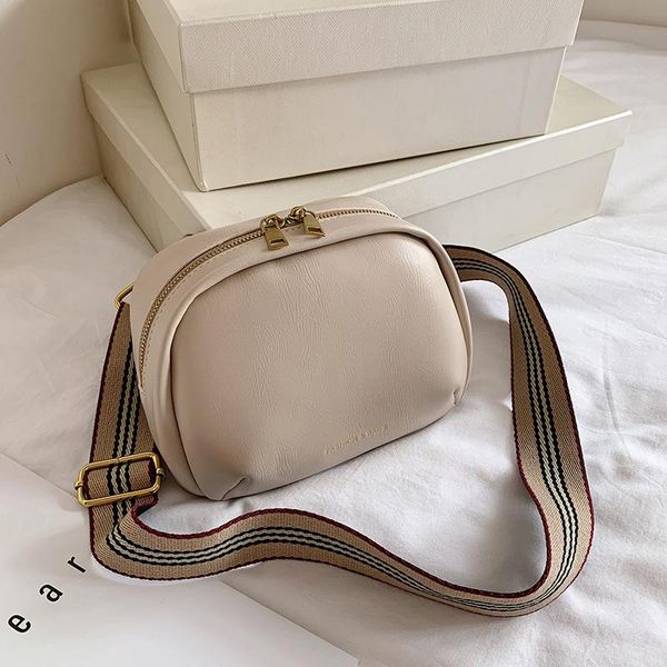 

shoulder bags for women 2021 fashion versatile broadband one messenger bag