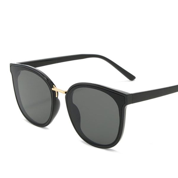 

sunglasses 2021 women's retro metal mirror classic femino uv400, White;black